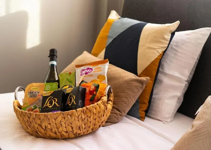 Stylish Newly Renovated Flat, 250 Meters From The Beach, Central Location With Free Parking